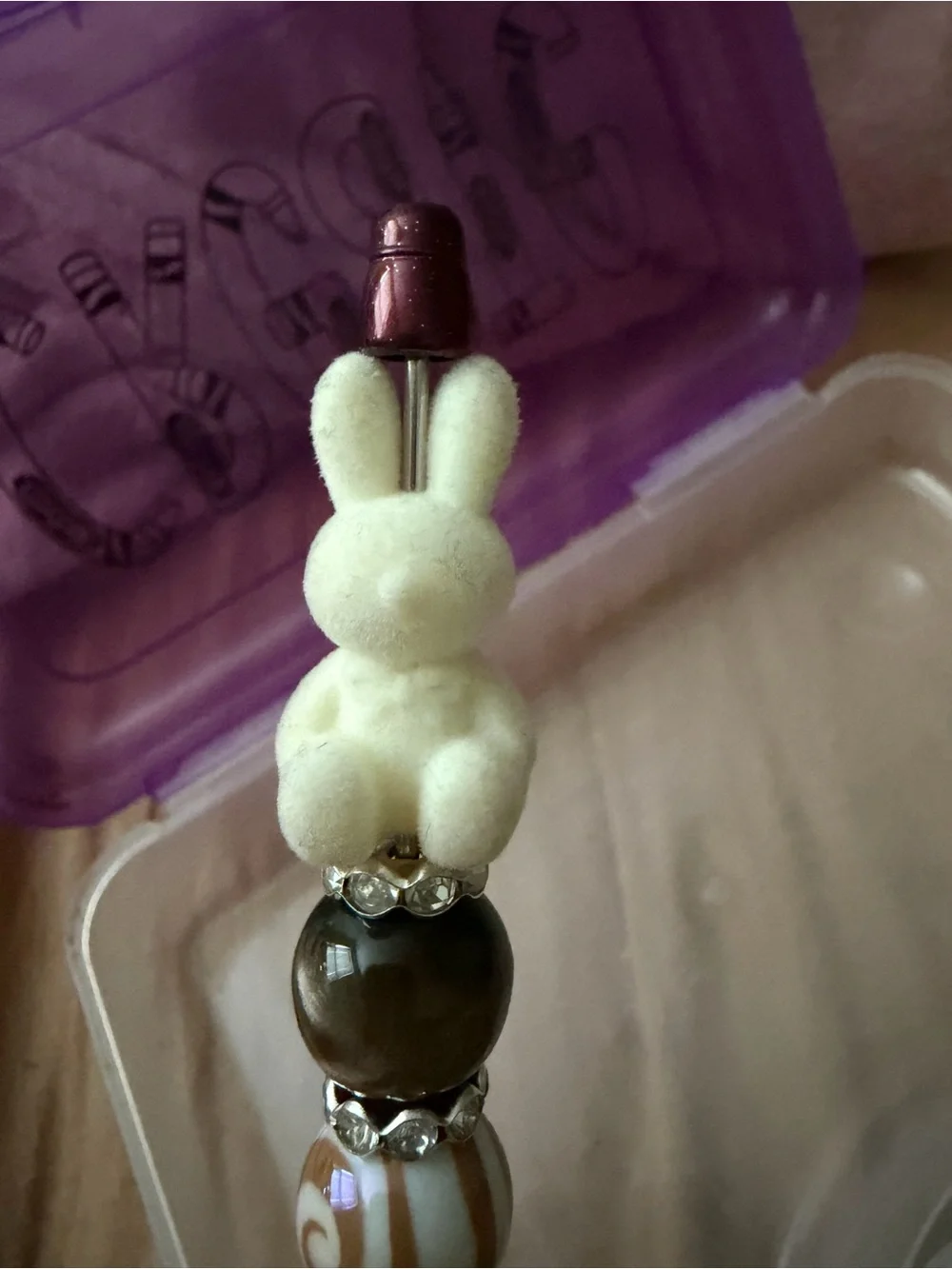 Brown & Cream Flocked Bunny Pen